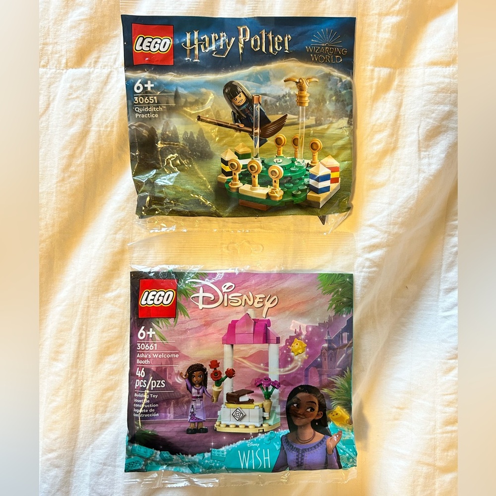 Bundle of 2 LEGO